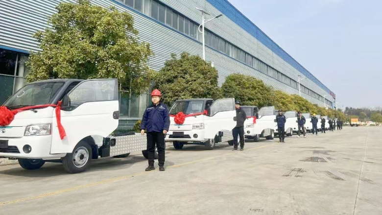 高效环保新标杆：东风纯电动4.5吨压缩垃圾车深度解析